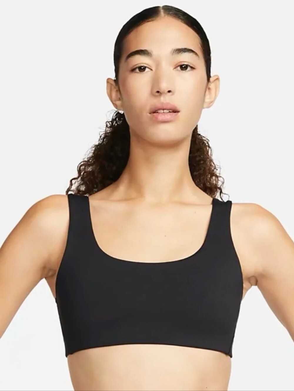 Nike Alate All U Women's Light-Support Lightly Lined U-Neck Sports Bra in Black